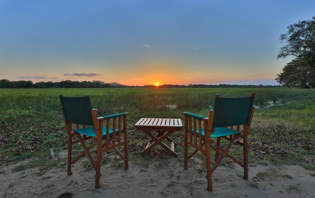 Kulu Safaris Hotel Yala Buitenkant foto